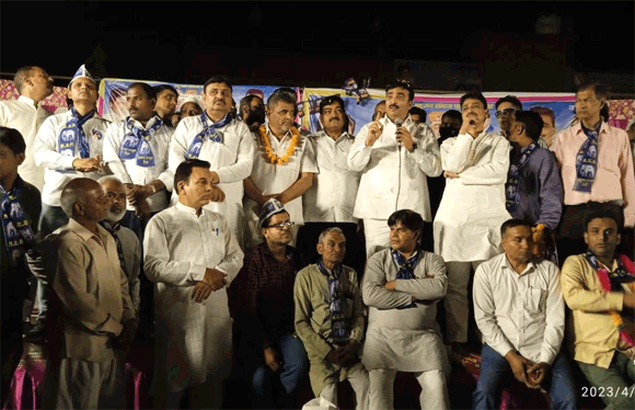 बसपा के बडे नेताओ ने भी चुनाव मे ठोकी ताल, इमरान मसूद ने धोखा देने वालो को जवाब देने की अपील की