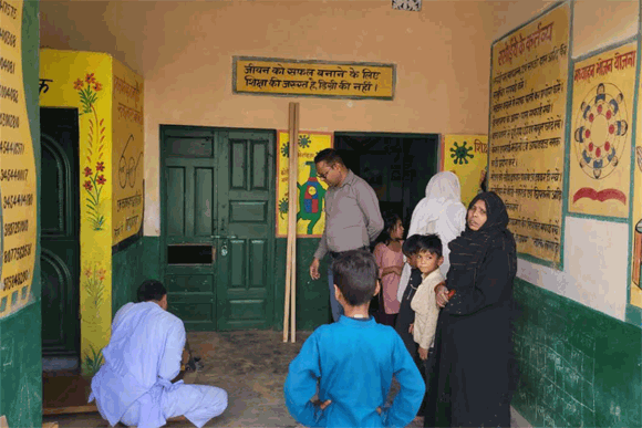अज्ञात चोरों ने स्कूल का बनाया निशाना, सामान किया चोरी