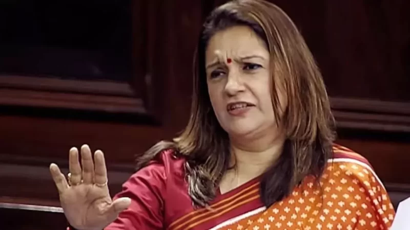 ‘कर्नाटक चुनाव में बीजेपी की हार तय’, उद्धव गुट की नेता बोलीं- बजरंग बली की जय