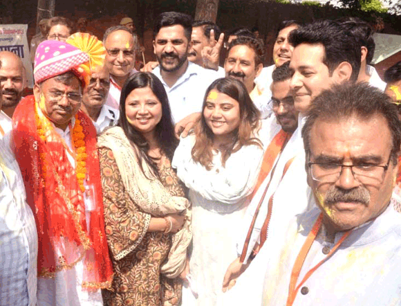 सहारनपुर नगर निगम में महापौर की कुर्सी पर भाजपा के डा. अजय कुमार सिंह ने लहराया जीत का परचम