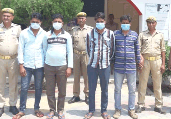 पुलिस के हत्थे चढ़े मारपीट के चार वांछित आरोपी, भेजे जेल