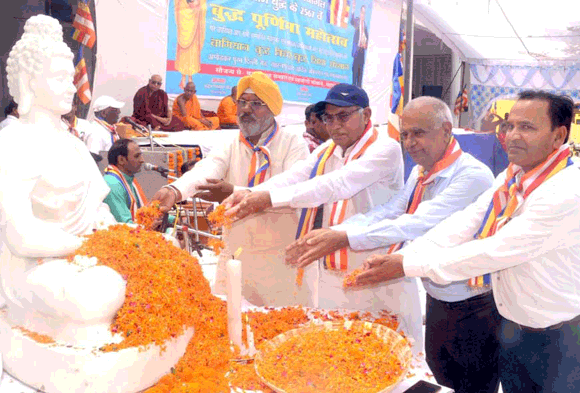 धूमधाम के साथ मनाया गया बुद्ध पूर्णिमा पर्व