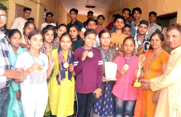 प्रतिस्पर्धा से ही निखारा जा सकता है प्रतिभाओं को: मलिक