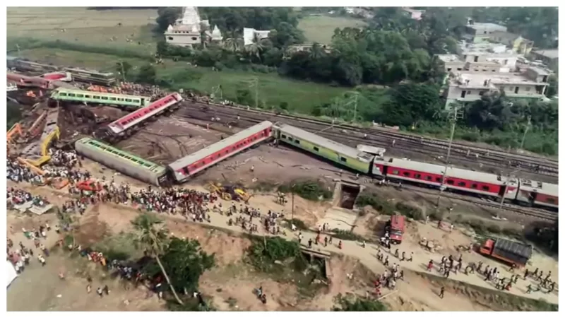 कांग्रेस का दावा- बालेश्वर हादसे के बाद हजारों लोगों ने कैंसिल किए ट्रेन टिकट, IRCTC ने बताया गलत