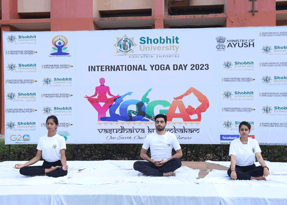 शोभित विश्वविद्यालय गंगोह में 9वें अन्तर्राष्ट्रीय योग दिवस का आयोजन