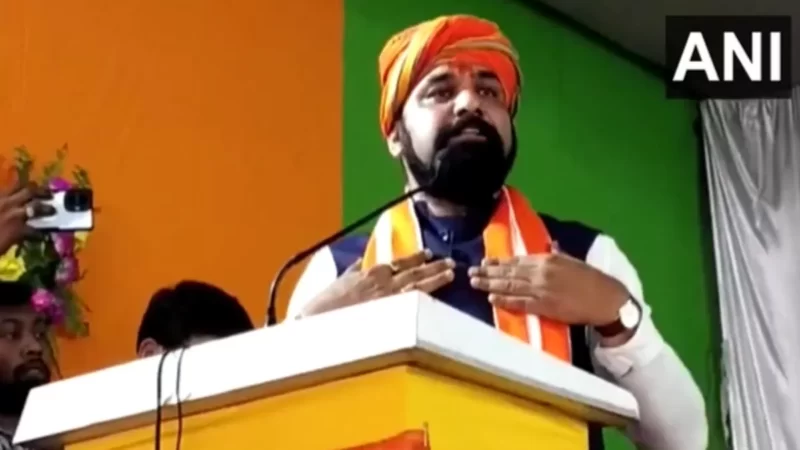 ‘लादेन की तरह दाढ़ी बढ़ाकर राहुल गांधी सोचते हैं कि…’, सम्राट चौधरी के बयान पर RJD बोली- गिरिराज से कंपटीशन