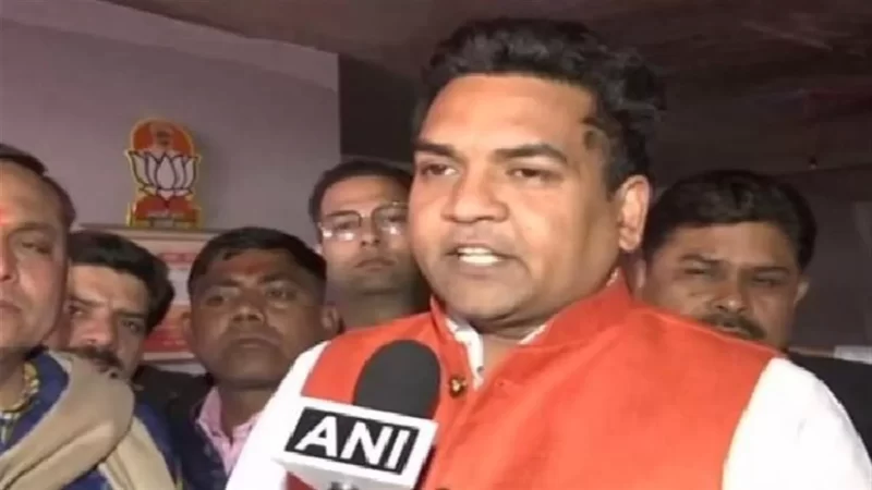 ‘औरंगजेब को बाप मानने वाला भारत का सगा नहीं हो सकता…’, मुगलों का महिमामंडन करने वालों पर कपिल मिश्रा का हमला