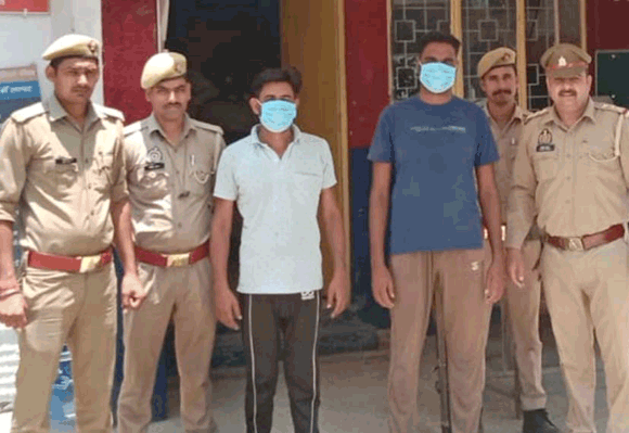 पुलिस के हत्थे चढ़े गैंगस्टर के दो वांछित आरोपी