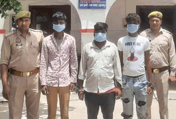 पुलिस के हत्थे चढ़े अंतर्राज्यीय गिरोह के तीन शातिर बदमाश, नगदी बरामद