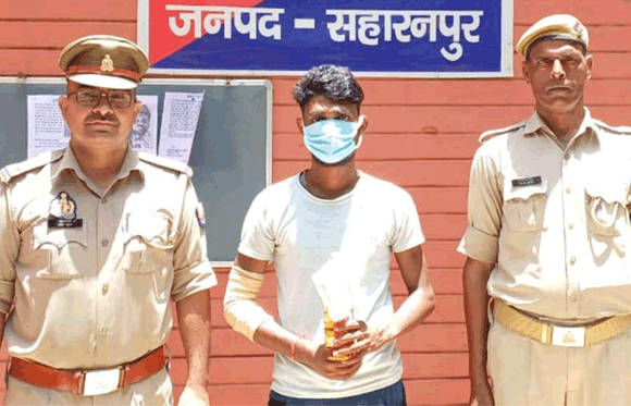 पुलिस के हत्थे चढ़ा एक शराब तस्कर