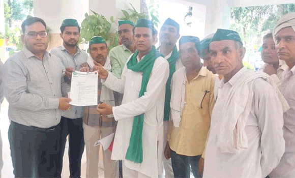 भाकियू पथिक के प्रतिनिधिमंडल ने जिला प्रशासन को सौंपा ज्ञापन