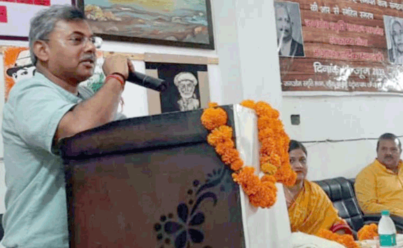 32 गांवों को विकास की मुख्य धारा में लायेंगे: महापौर