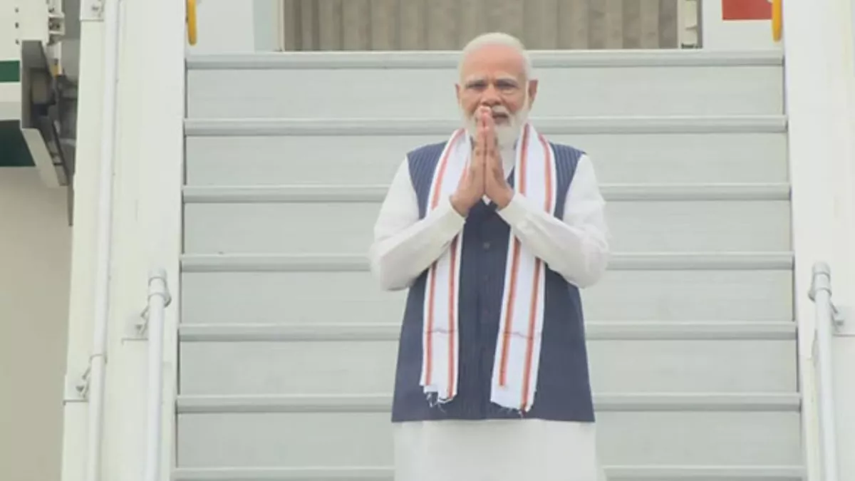 US दौरे के लिए रवाना हुए पीएम मोदी, बोले- वैश्विक चुनौतियों का सामना करने के लिए साथ खड़े हैं भारत और अमेरिका