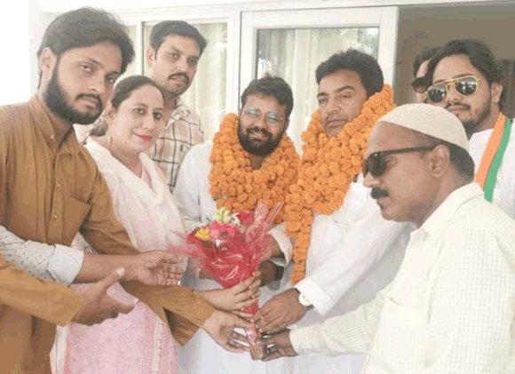 अल्पसंख्यक कांग्रेस कार्यकर्ताओं ने किया प्रदेशीय नेताओं का जोरदार स्वागत