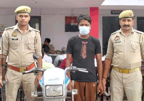 पुलिस ने शातिर चोर को दबोचकर भेजा जेल