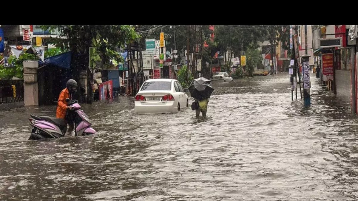 मानसून की पहली बारिश से तबाही, कहीं बाढ़ जैसे हालात तो कहीं गिरा मकान; अलग-अलग हादसों में 13 लोगों की मौत