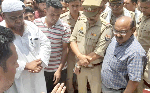 पेड़े गिरने से बालक की मौत, एसडीएम ने दिया मुआवजा दिलाने का आश्वासन