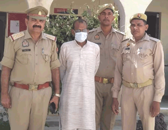 पुलिस के हत्थे चढ़ा हत्या के मामले में वांछित आरोपी