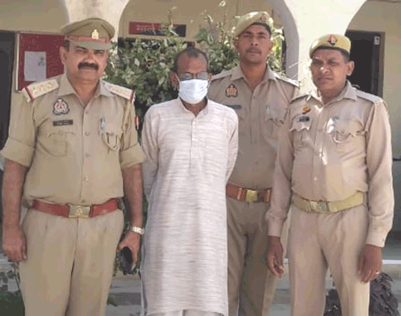 पुलिस के हत्थे चढ़ा हत्या के मामले में वांछित आरोपी