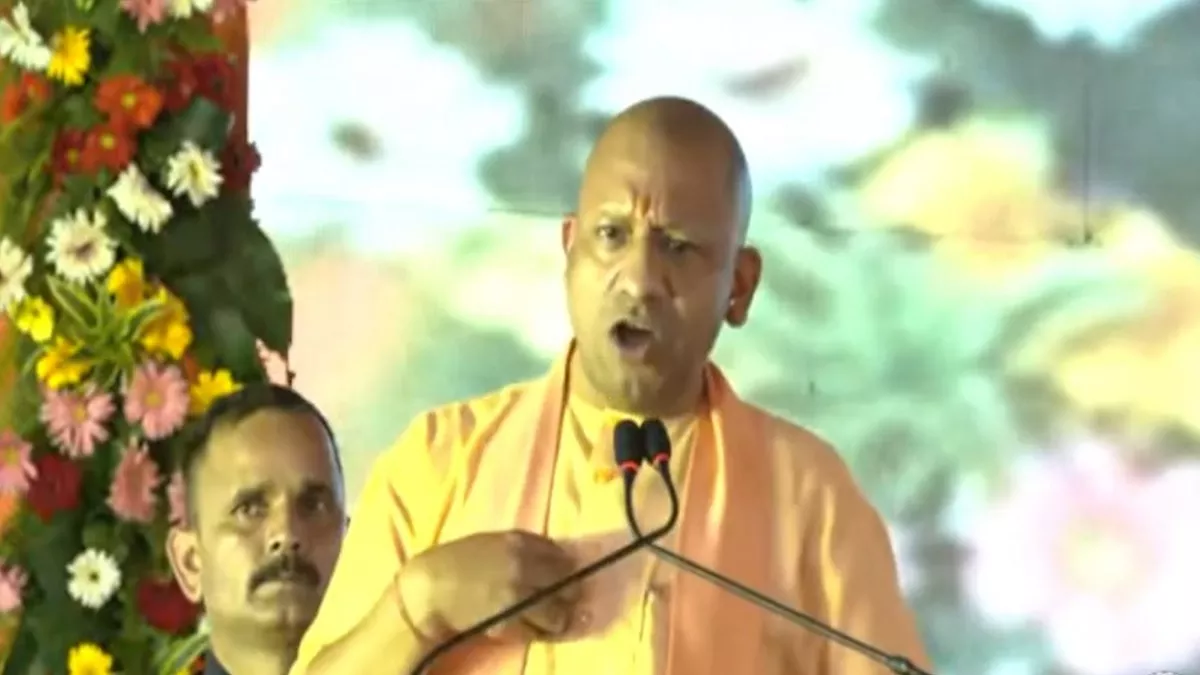 ‘2017 से पहले सरकारी जमीनों पर रहता था माफियाओं का कब्जा’; अतीक के कब्जे वाली जमीन पर CM योगी की खरी-खरी