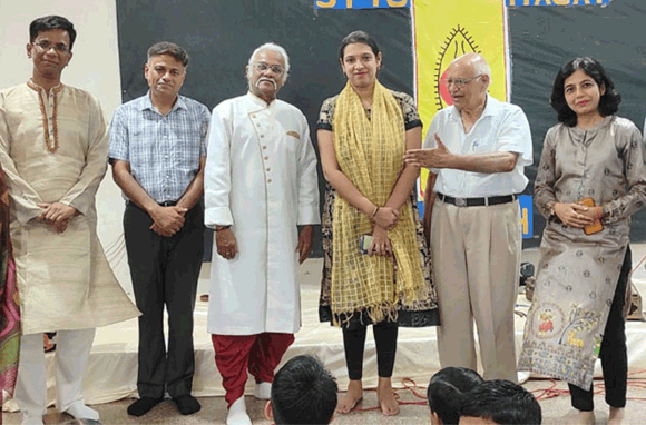 समापन समारोह में प्रतिभागी बच्चों ने दिखाई प्रतिभा