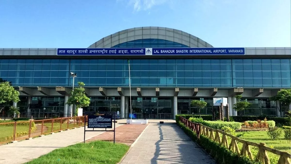 यूपी में पहली बार एयरपोर्ट पर फास्टैग से कटेगा पार्किंग शुल्क, आज से शुरू होगा ट्रायल