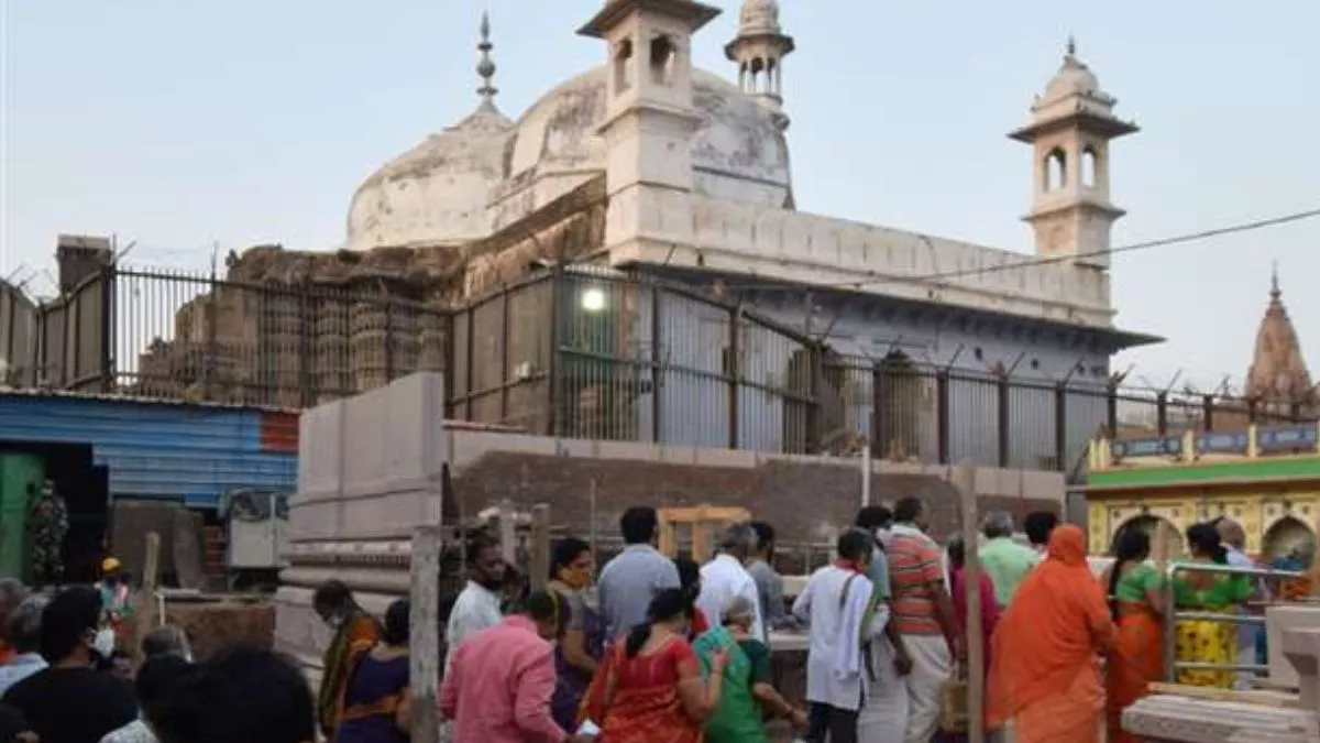 ज्ञानवापी परिसर का आज से होगा सर्वे, ASI की टीम पहुंची वाराणसी;अतिरिक्त सुरक्षा बल तैनात