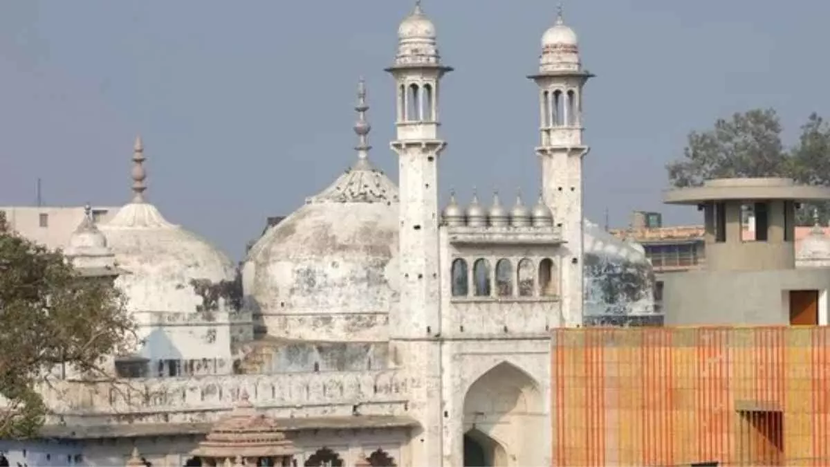Gyanvapi Case: ज्ञानवापी में गैर हिंदुओं के प्रवेश पर रोक की मांग को लेकर आज होगी सुनवाई