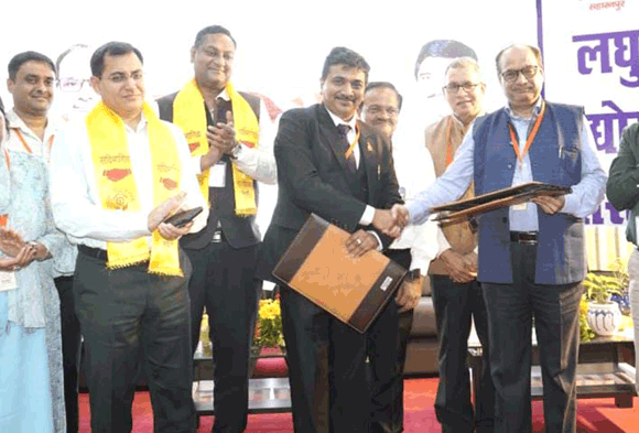 लघु उद्योग भारती ने किया आईआईटी के साथ करार