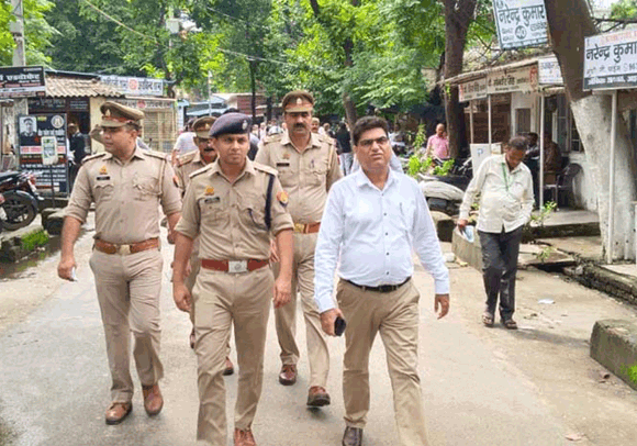 एसपी सिटी ने लिया दीवानी कचहरी की सुरक्षा व्यवस्था का जायजा
