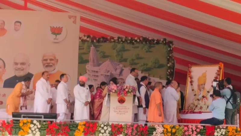 अमित शाह ने कहा CM पद छोड़ना बाबूजी का सबसे बड़ा बलिदान, हिंदू गौरव दिवस पर दी कल्याण सिंह को श्रद्धांजलि