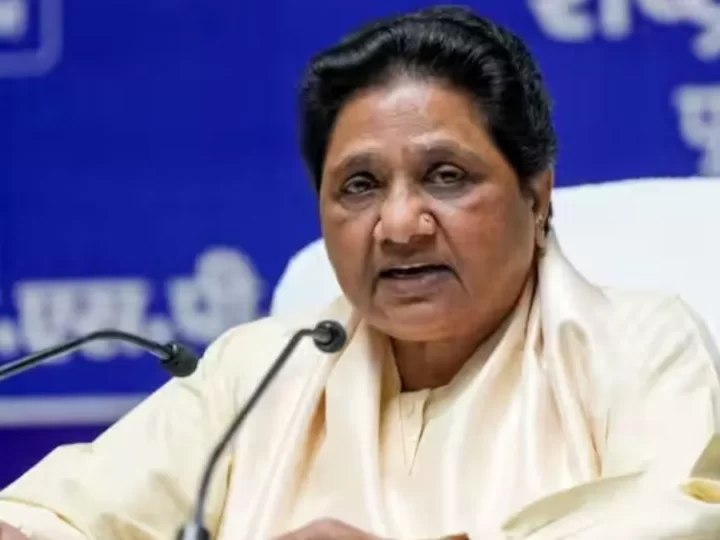 बदायूं में अंबेडकर प्रतिमा विवाद पर मायावती की अपील, बोलीं- शांतिपूर्ण तरीके से निकाला जाए समाधान
