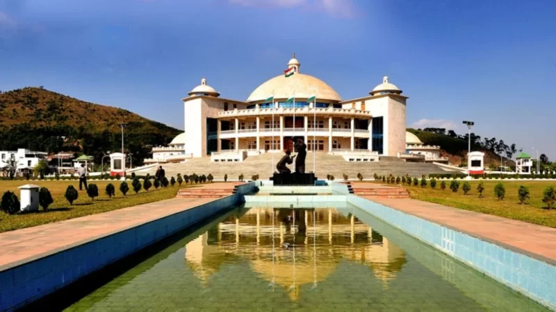 मणिपुर में हिंसा भड़कने के बाद आज होगा विधानसभा सत्र, चर्चा से पहले चार उग्रवादी गिरफ्तार