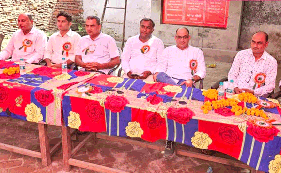 नवनिर्वाचित पदाधिकारियों का किया स्वागत
