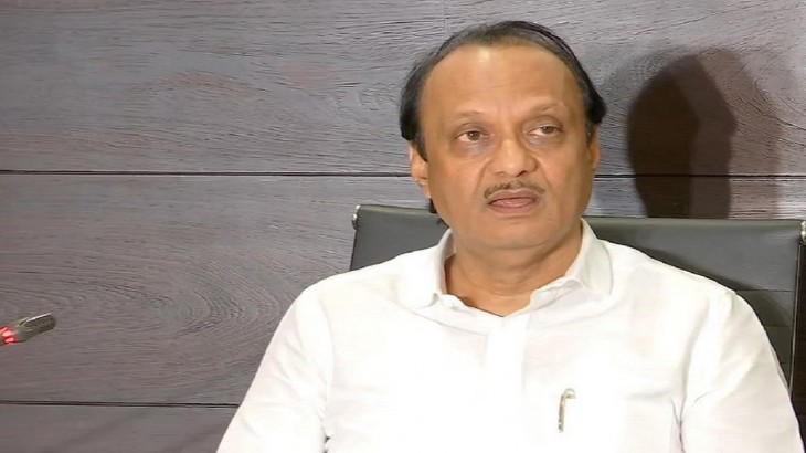 पुणे में अजित पवार बोले- CM की कुर्सी पहले से फुल है..हम चाहत क्यों रखें