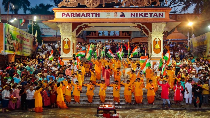 Chandrayaan-3: मंदिर से मस्जिद तक, गुरुद्वारों से गांगा किनारे तक हम होंगे कामयाब के गूंज रहे नारे