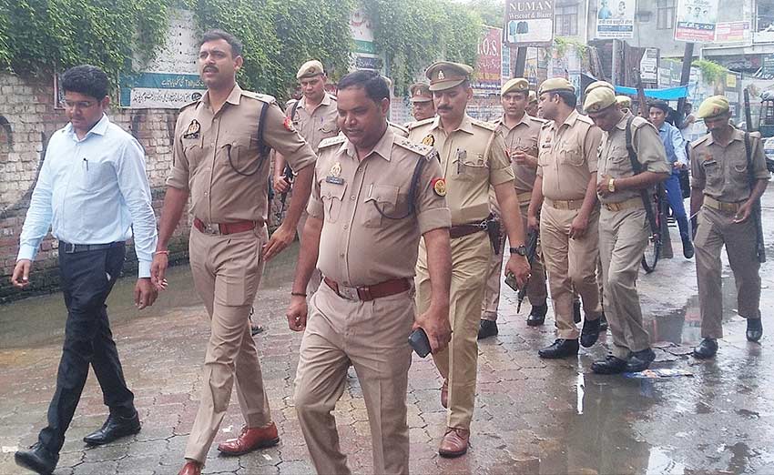 नूंह हिंसा को लेकर देवबंद में निकला फ्लैग मार्च, चौकन्ना रहा खुफिया विभाग