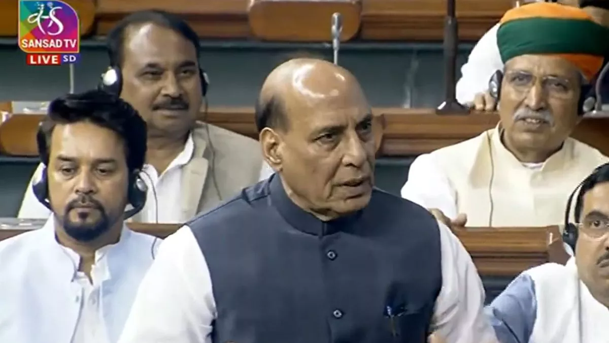 ‘हिम्मत क्या… मैं तो छाती चौड़ी कर चीन पर बोलूंगा’, अधीर रंजन के सवाल पर राजनाथ सिंह का पलटवार
