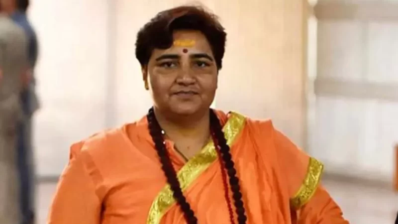 मालेगांव ब्लास्ट मामले में साध्वी प्रज्ञा का कांग्रेस पर हमला, बोलीं- इनके झूठ के चक्कर में…