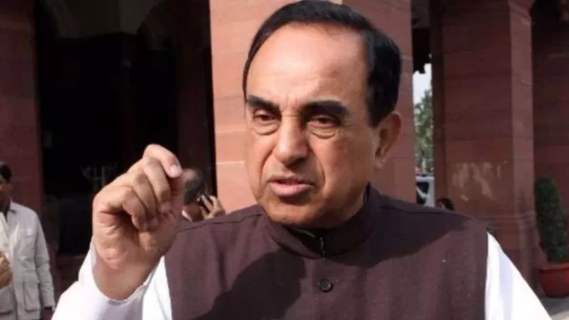 काशी पहुंचे सुब्रमण्यम स्वामी, बोले- देश के मंदिरों की देखभाल का अधिकार सरकार को हिंदुओं को सौंप देना चाहिए