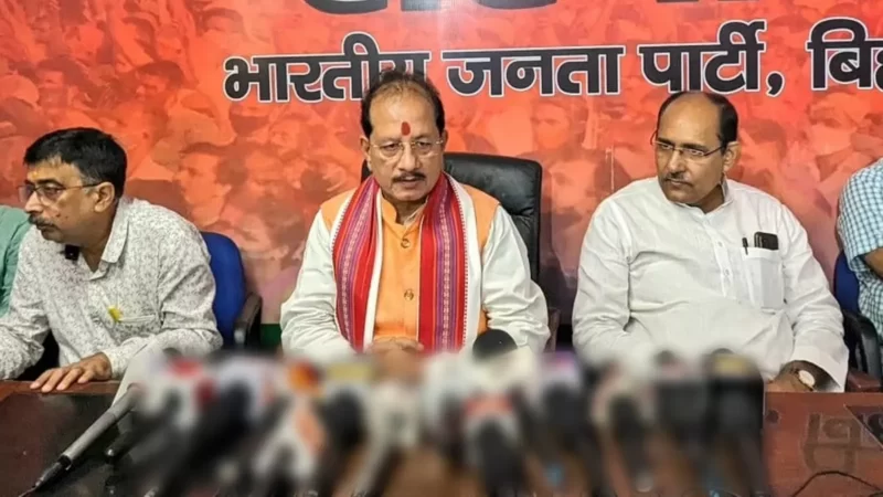 ‘ललन सिंह अपनी बेइज्जती से परेशान, नीतीश कुमार भी नहीं पूछ रहे’ CM के करीबी मंत्री से व‍िवाद पर BJP का कटाक्ष