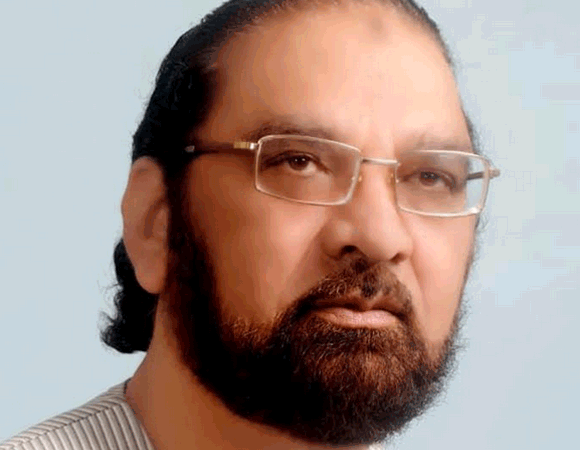 वोकेशनल एक्सीलेंस अवार्ड 2023-24 से नवाज़े गए डा. नवाज देवबंद