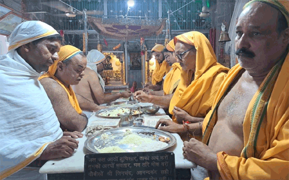 पर्युषण पर्व पर श्री आदिनाथ दिंगबर जैन मंदिर में धार्मिक कार्यक्रमो का आयोजन