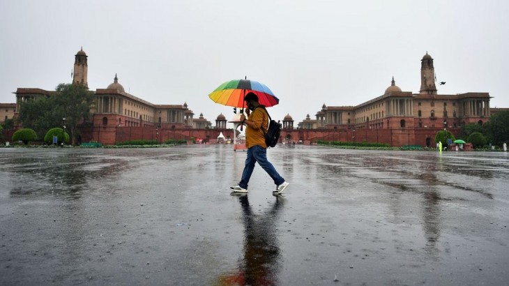 दिल्ली समेत इन राज्यों में बारिश के आसार, जानें अपने शहर में मौसम का हाल