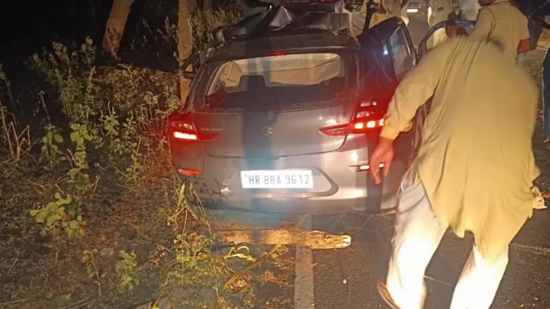 हरियाणा: भिवानी में खड़े ट्रक से टकराई तेज रफ्तार कार, हादसे में पांच दोस्तों समेत 6 लोगों की मौत