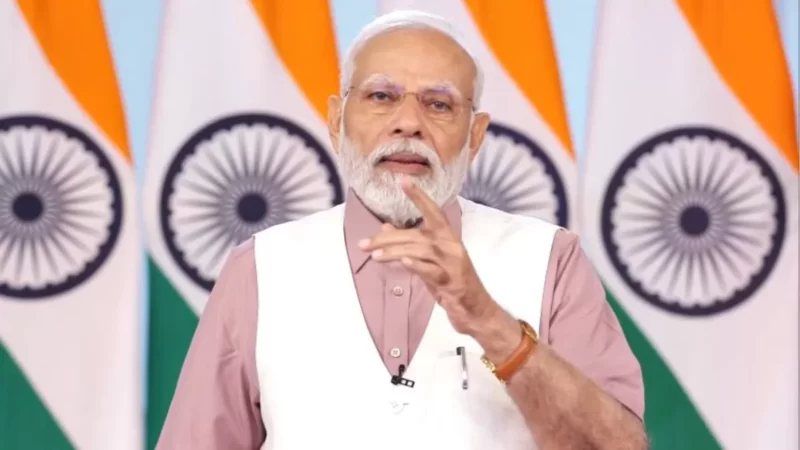 PM मोदी ने 51 हजार युवाओं को सौंपें नियुक्ति पत्र, इन विभागों में मिली नौकरी