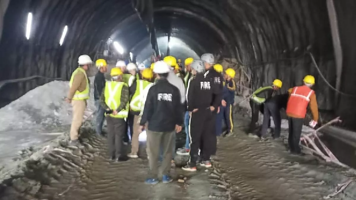 मजदूरों को बचाने की दिशा में लगातार आगे बढ़ रही रेस्क्यू टीम, इस तकनीक का लिया जा रहा सहारा