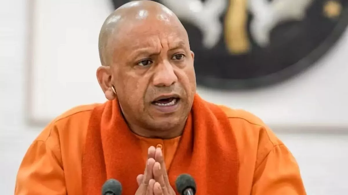 CM योगी राजस्व-चकबंदी के मामलों के त्वरित निस्तारण पर सख्त, निपटारे में की लापरवाही तो हटेंगे फिसड्डी कमिश्नर-डीएम