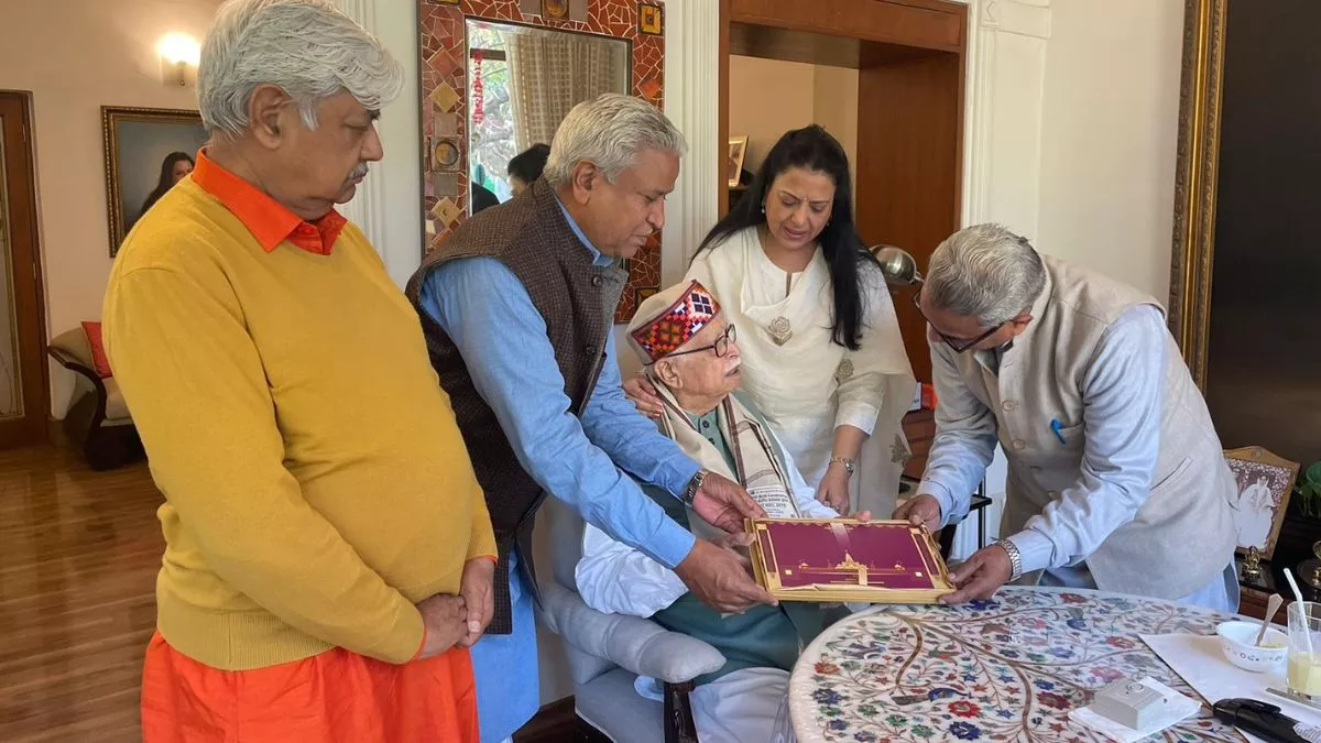 राम मंदिर प्राण प्रतिष्ठा समारोह में शामिल होंगे लालकृष्ण आडवाणी! VHP ने दिया न्योता; ‘मंदिर आंदोलन’ की रखी थी नींव