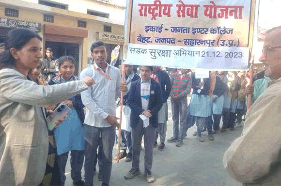 वाहन चलाते समय करें सड़क सुरक्षा व यातायात के नियमों का पालन: राघव